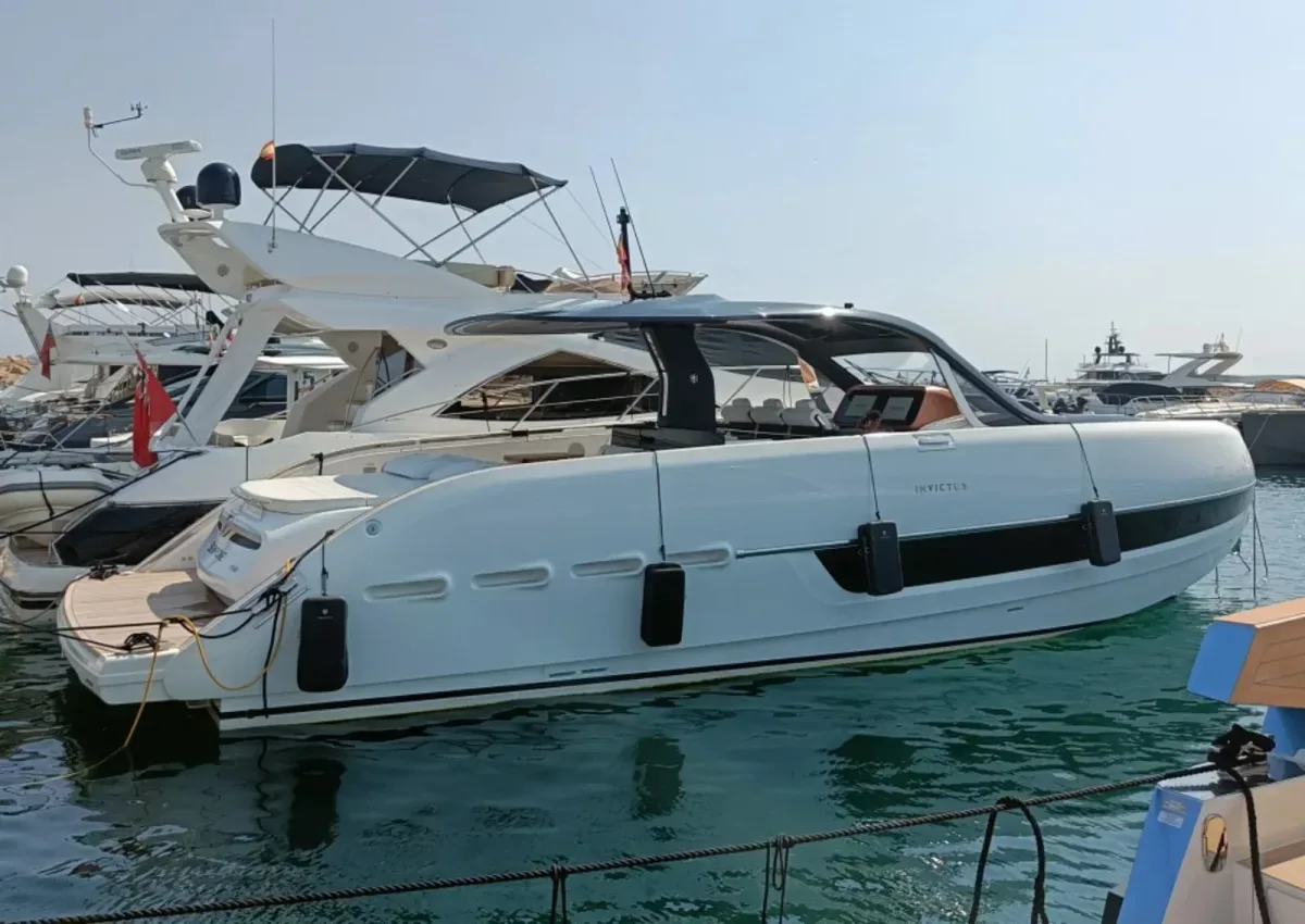 INVICTUS TT 460
