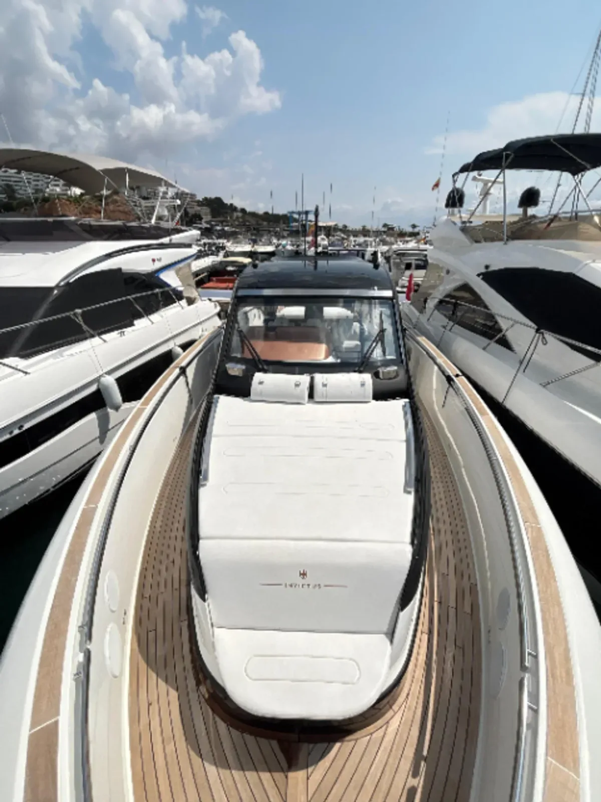 2024 Invictus INVICTUS TT 460 pre-owned yacht for sale Port Adriano Mallorca – starboard side exterior