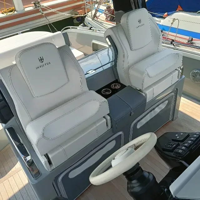 2023 Invictus INVICTUS GT 320 pre-owned yacht for sale Port Adriano Mallorca – starboard side exterior