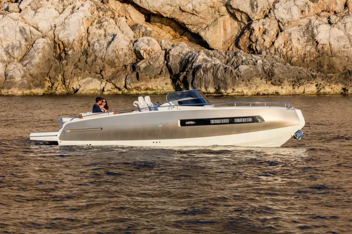 INVICTUS GT 280